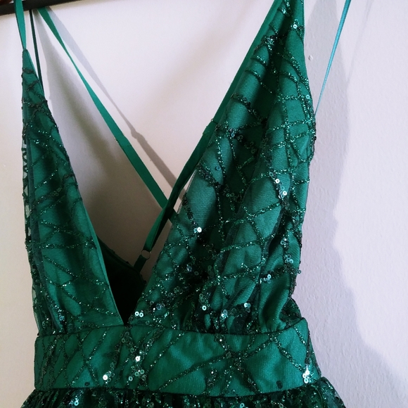 Luxxel Green Sparkly NWT Party Dress Medium - Picture 3 of 12
